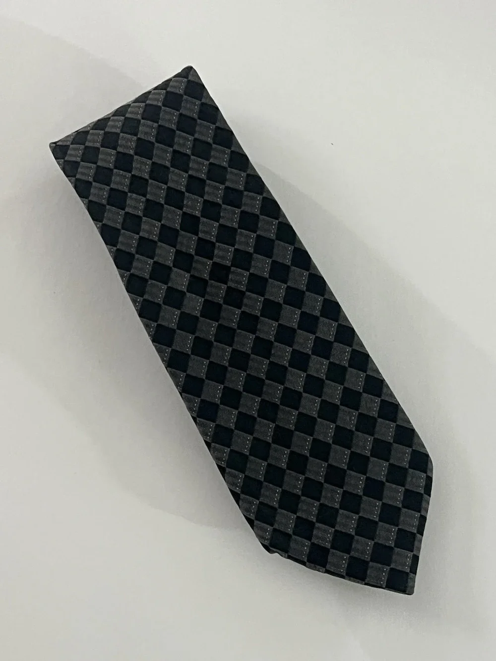 Calvin Klein Men's Necktie Black Gray Checkered Geometric 100% Silk